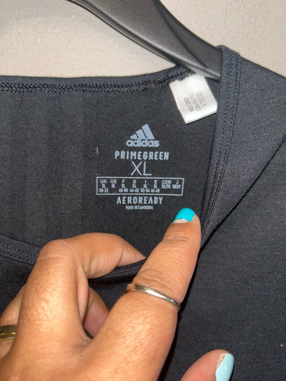 Adidas Shirt - black Prime Green Aero Ready w/rubber stripes - Picture 3 of 9